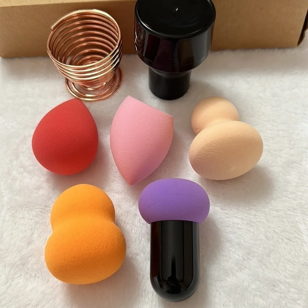Makeup Sponge Set With Holder 6 Pieces New